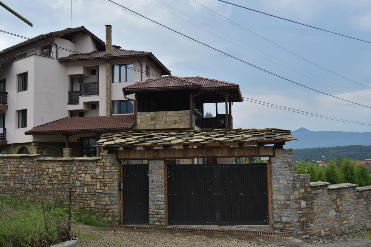 Family Hotel Balkana Apriltsi  Exterior foto