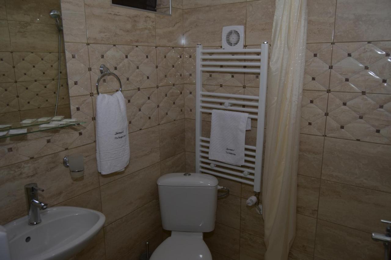 Family Hotel Balkana Apriltsi  Exterior foto